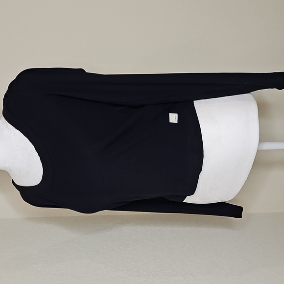 Vuori Women's Long Sleeve Pose Scoop Tee Black Sz L - Picture 9 of 12